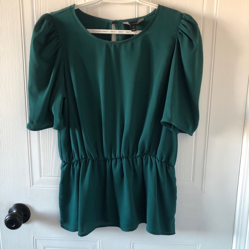 BNWT 3/4 Blouse